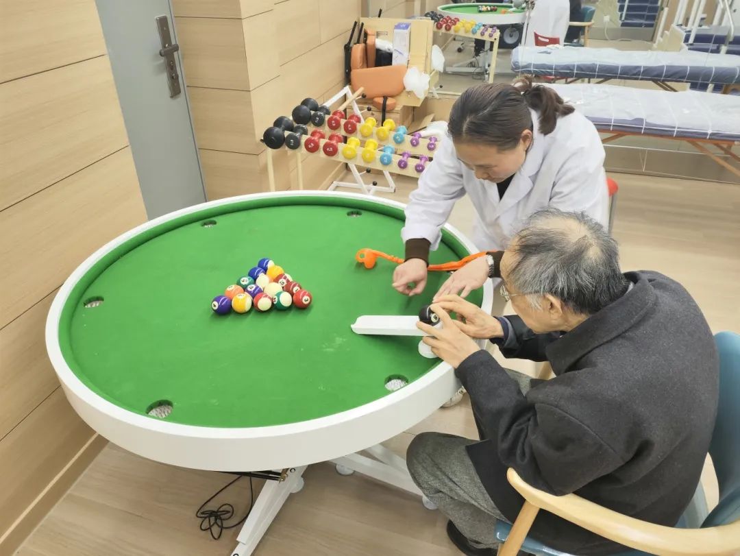 股四头肌训练椅注意事项_股四头肌训练椅_股四头肌训练椅子