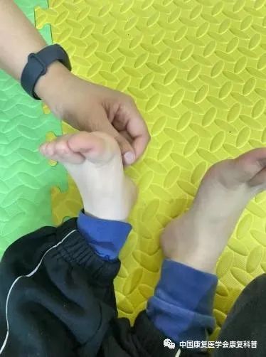 感统训练单腿椅_家庭感觉统合游戏_感觉统合训练小游戏